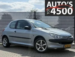 Grijs Gebruikt 2004 Peugeot 206 Hatchback | € 999 (Goede deal)