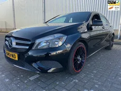 Zwart Gebruikt 2014 Mercedes A180 Prestige Hatchback | € 10.950 (Eerlijke prijs)