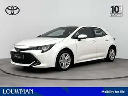Wit Gebruikt 2022 Toyota Corolla Hybrid Business Edition Hatchback | € 23.945 (Goede deal)