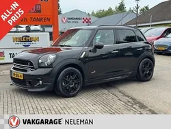 Zwart Gebruikt 2015 Mini Cooper Countryman Chili SUV | € 15.900