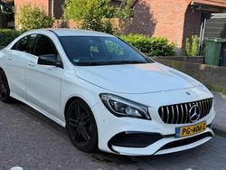 Wit Gebruikt 2017 Mercedes CLA180 Business Sedan | € 18.750 (Eerlijke prijs)