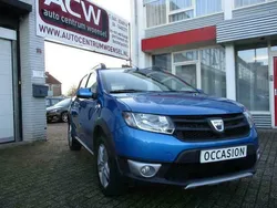 Blauw Gebruikt 2014 Dacia Sandero Ambiance Hatchback | € 5.900 (Eerlijke prijs)