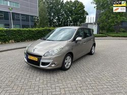 Beige Gebruikt 2010 Renault Scénic III Dynamique MPV | € 3.999 (Goede deal)