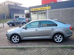 Grijs, metallic lak Gebruikt 2013 Skoda Rapid Business Line Hatchback | € 6.490 (Iets duurder)