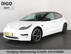 Wit Gebruikt 2020 Tesla Model 3 RWD Sedan | € 21.800