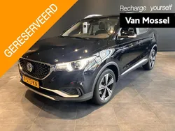 Zwart Gebruikt 2020 MG ZS Luxury Sedan | € 14.995 (Eerlijke prijs)