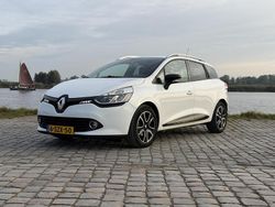 Wit Gebruikt 2014 Renault Clio GrandTour Expression Stationwagen | € 6.650 (Eerlijke prijs)