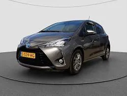 Grijs metallic Gebruikt 2019 Toyota Yaris Hatchback | € 16.950 (Goede deal)