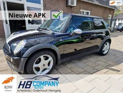 Zwart Gebruikt 2004 Mini Cooper S Hatchback | € 2.599