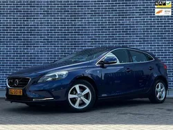 Blauw Gebruikt 2015 Volvo V40 Business Edition Stationwagen | € 6.450 (Eerlijke prijs)