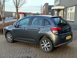 Grijs (metallic) Gebruikt 2016 Citroën C3 PureTech Hatchback | € 7.799 (Goede deal)
