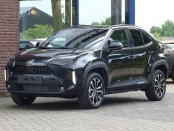 Zwart Nieuw 2025 Toyota Yaris Cross Comfort SUV | € 33.450