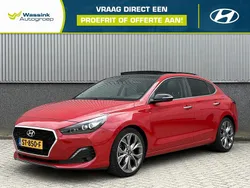 Engine red Gebruikt 2018 Hyundai i30 Premium Hatchback | € 18.935 (Duur)