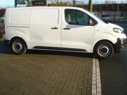 Wit Gebruikt 2020 Opel Vivaro Van | € 9.500 (Super prijs)