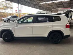 Wit Gebruikt 2011 Chevrolet Orlando LTZ Stationwagen | € 6.000 (Duur)