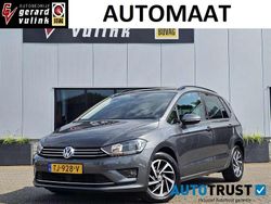 Grijs Gebruikt 2017 VW Golf Sportsvan Sound MPV | € 17.440 (Eerlijke prijs)