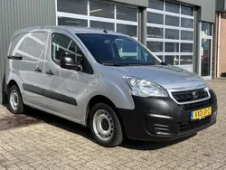 Grijs Gebruikt 2017 Peugeot Partner MPV | € 10.650 (Eerlijke prijs)