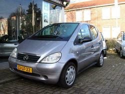 Grijs Gebruikt 1999 Mercedes A140 MPV | € 3.000