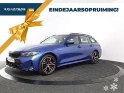 Blauw Gebruikt 2024 BMW 330e M Sport Stationwagen | € 46.800 (Super prijs)
