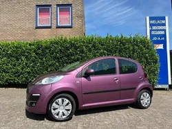 Paars, metallic lak Gebruikt 2012 Peugeot 107 Active Hatchback | € 3.499 (Goede deal)