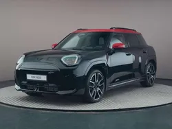 Zwart Gebruikt 2025 Mini Cooper Hatchback | € 36.950