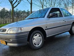 Grijs Gebruikt 1993 Ford Escort | € 3.950