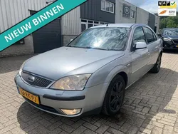 Grijs Gebruikt 2005 Ford Mondeo Futura Hatchback | € 1.299 (Goede deal)