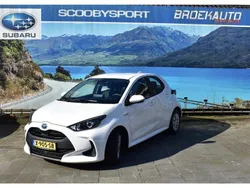 Wit Gebruikt 2021 Toyota Yaris Active Hatchback | € 19.595 (Eerlijke prijs)