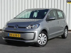 Grijs Gebruikt 2018 VW up! move up! Hatchback | € 7.950 (Iets duurder)