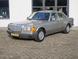Beige Gebruikt 1985 Mercedes S260 SE Sedan | € 14.950