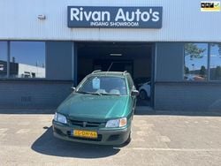 Groen Gebruikt 1998 Mitsubishi Space Star MPV | € 999 (Eerlijke prijs)