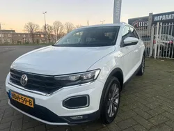 Wit Gebruikt 2019 VW T-Roc Business SUV | € 22.450 (Goede deal)
