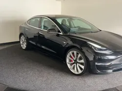 Zwart Gebruikt 2019 Tesla Model 3 Performance Sedan | € 21.950 (Eerlijke prijs)