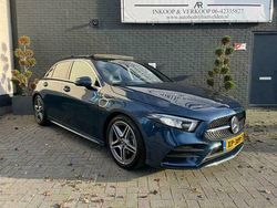 Blauw Gebruikt 2019 Mercedes A180 Business Hatchback | € 28.950
