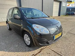 Zwart Gebruikt 2008 Renault Twingo Authentique Hatchback | € 1.875 (Eerlijke prijs)