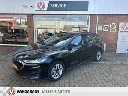 Zwart, metallic lak Gebruikt 2022 Ford Focus Stationwagen | € 16.950 (Goede deal)