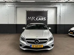 Grijs Gebruikt 2015 Mercedes CLA200 Prestige Sedan | € 16.900 (Eerlijke prijs)