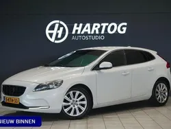 Wit Gebruikt 2013 Volvo V40 Momentum Stationwagen | € 4.700 (Duur)