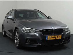 Grijs Gebruikt 2018 BMW 318 M Sport Stationwagen | € 15.999 (Iets duurder)