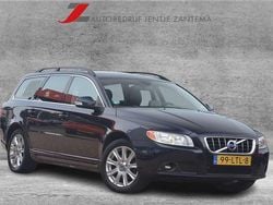 Blauw Gebruikt 2010 Volvo V70 Momentum Stationwagen | € 8.950 (Eerlijke prijs)