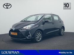 Zwart Gebruikt 2018 Toyota Yaris Hybrid Executive Hatchback | € 16.880 (Eerlijke prijs)