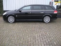 Zwart Gebruikt 2008 Opel Vectra Executive Stationwagen | € 1.900 (Eerlijke prijs)
