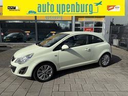 Zwart Gebruikt 2013 Opel Corsa Cosmo Hatchback | € 5.650 (Iets duurder)