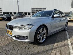 Grijs Gebruikt 2015 BMW 325 Executive Stationwagen | € 7.950