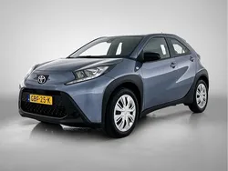 Grijs Gebruikt 2024 Toyota Aygo Play Hatchback | € 17.950 (Eerlijke prijs)