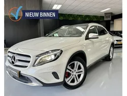 Wit, metallic lak Gebruikt 2016 Mercedes GLA250 Prestige SUV | € 20.990 (Goede deal)