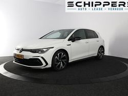 Wit Gebruikt 2023 VW Golf VIII R-line Hatchback | € 27.900 (Eerlijke prijs)