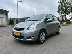 Grijs Gebruikt 2010 Toyota Yaris Hatchback | € 5.750 (Eerlijke prijs)