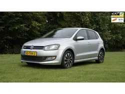 Grijs, metallic lak Gebruikt 2012 VW Polo Comfortline Hatchback | € 3.250 (Goede deal)
