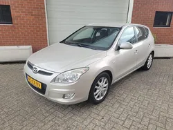 Grijs Gebruikt 2007 Hyundai i30 Style Hatchback | € 2.650 (Goede deal)